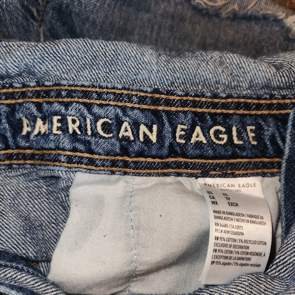American Eagle Baggy Overall Short Size XS Frayed Hem Side Button Closures Denim - Picture 9 of 15